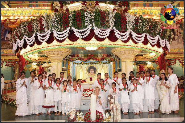 2014 - Christmas in Prasanthi Nilayam
